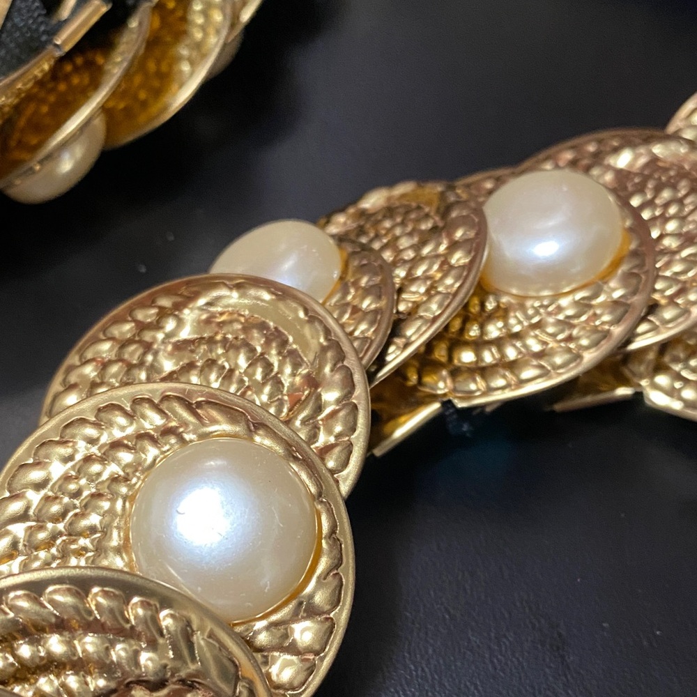 Elegant vintage Gold disk and Pearl Women's 36” stretchable belt - Picture 15 of 16